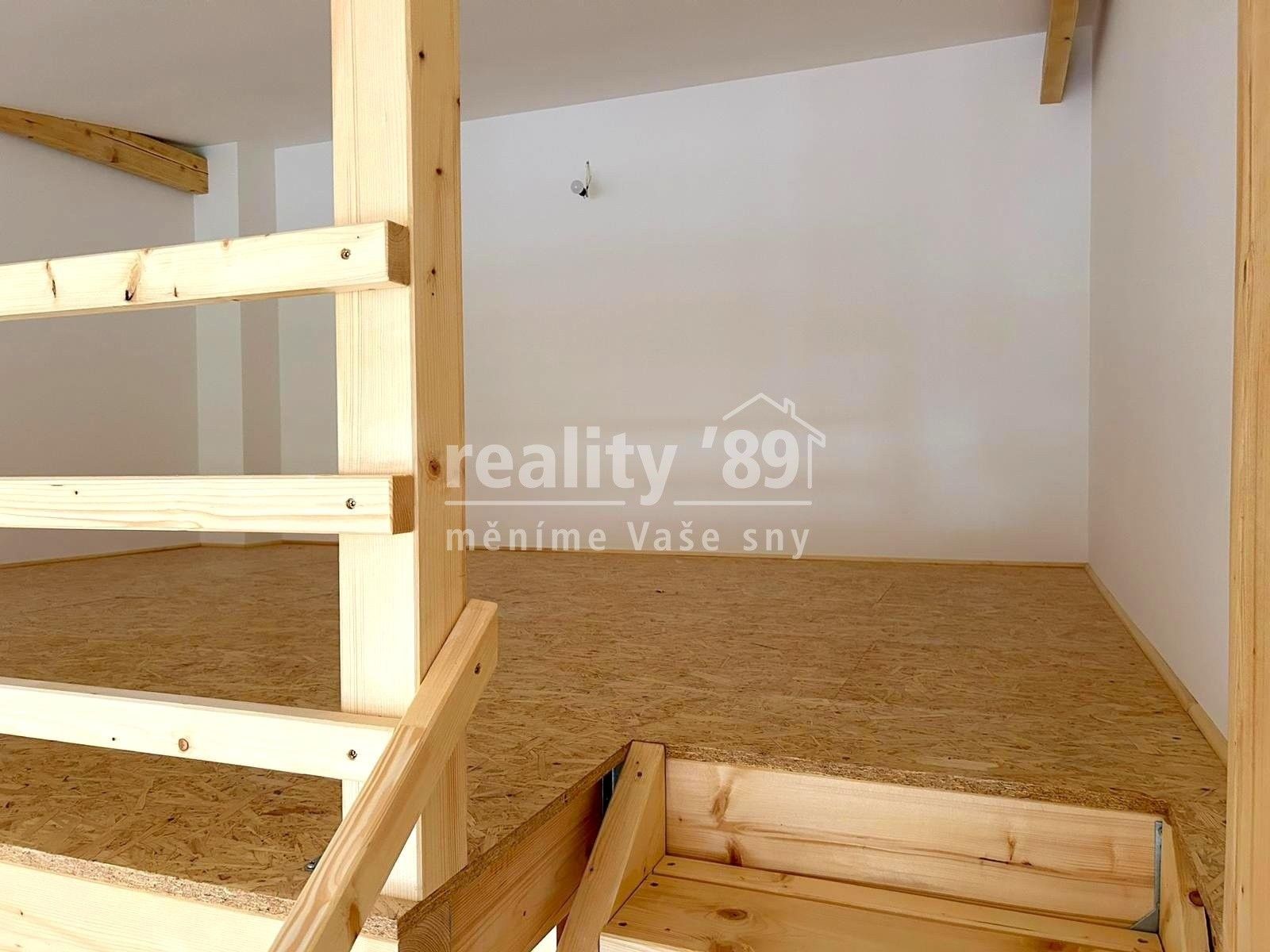 Pronájem komerčního prostoru 67 m² - foto 7