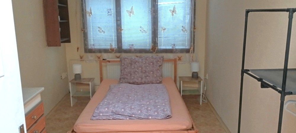 Pronájem bytu 1+1 30 m² - foto 1