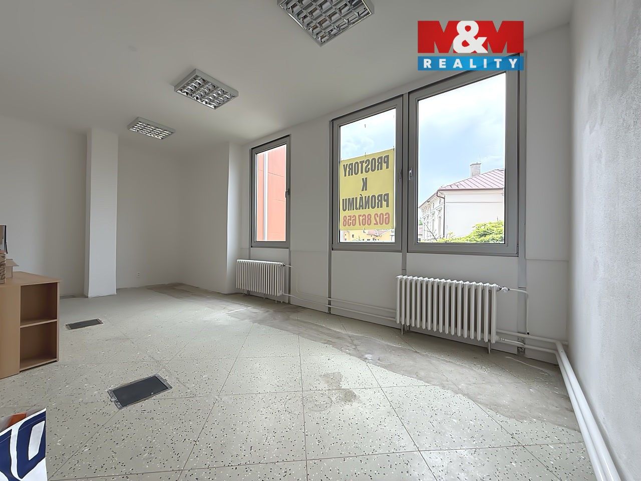Pronájem komerčního prostoru 35 m² - foto 1