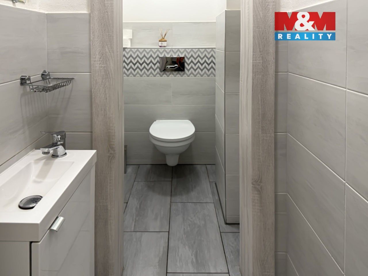 Pronájem komerčního prostoru 35 m² - foto 8