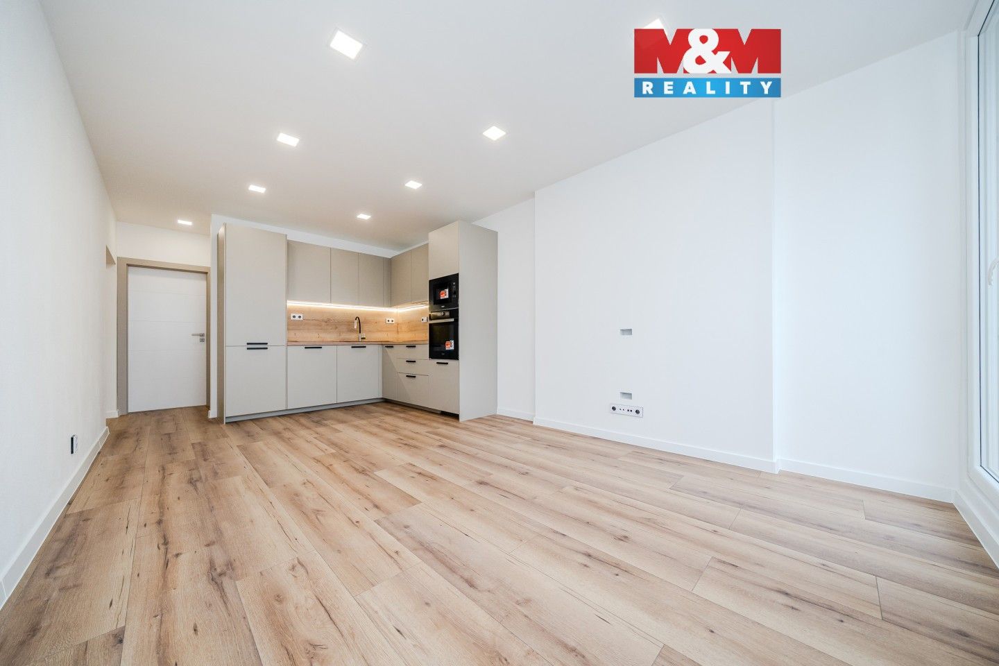 Prodej bytu 4+kk 78 m² - foto 1