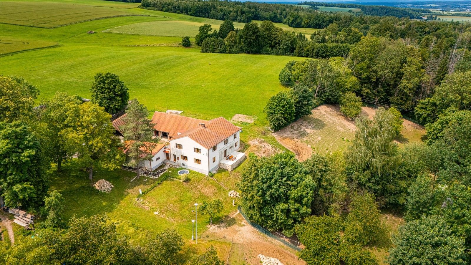 Prodej domu 300 m² - foto 1