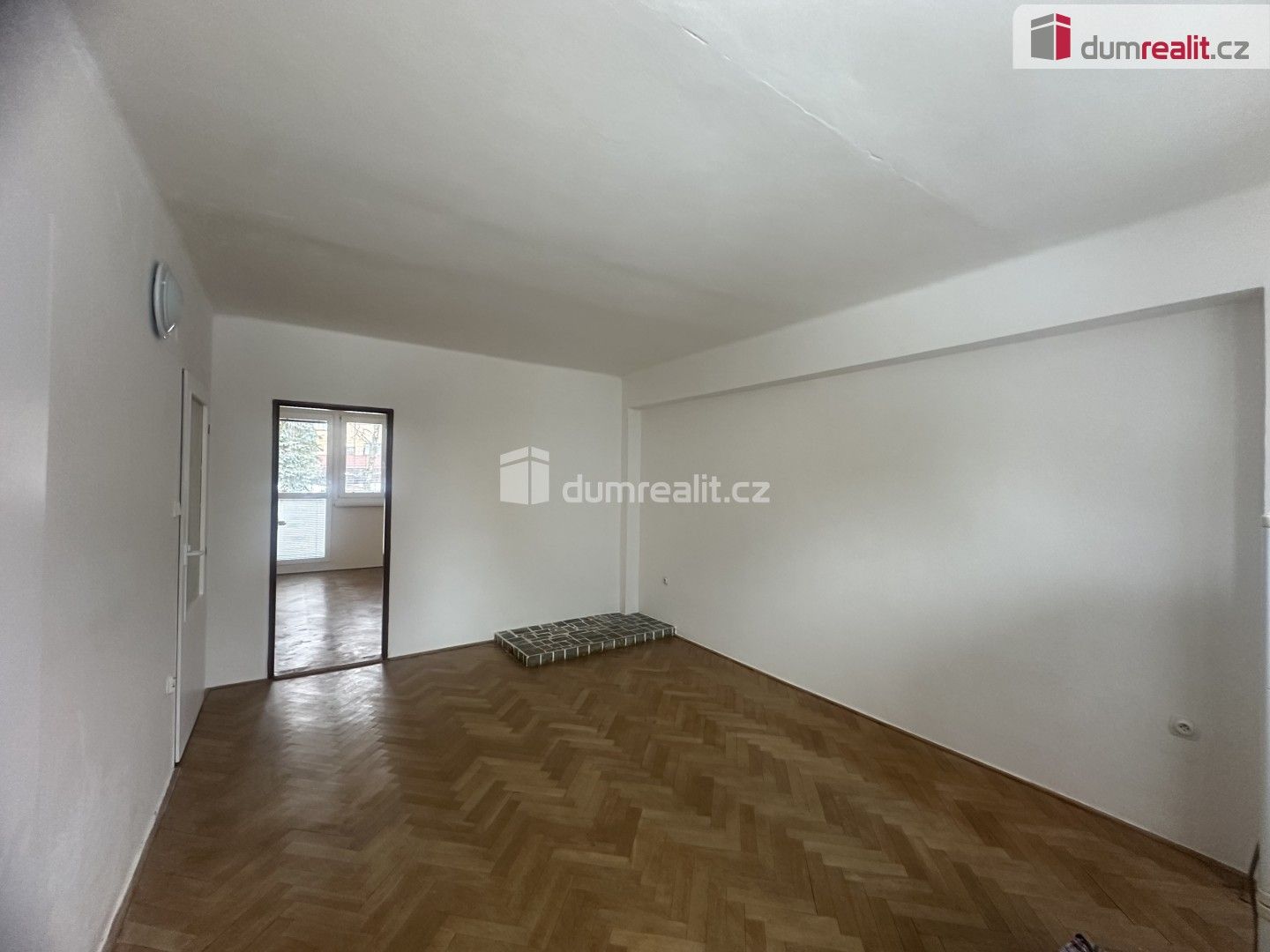 Pronájem bytu 3+1 72 m² - foto 3