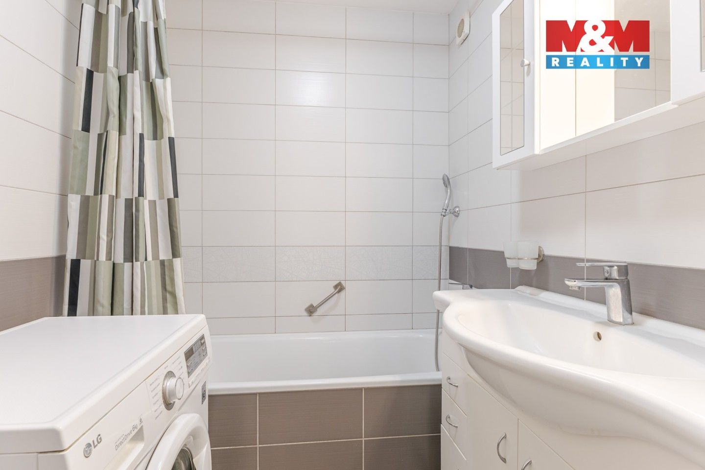 Prodej bytu 4+1 90 m² - foto 3