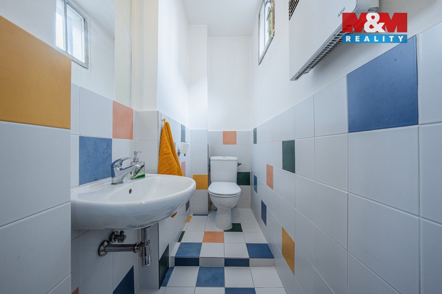 Prodej komerčního prostoru 163 m² - foto 22