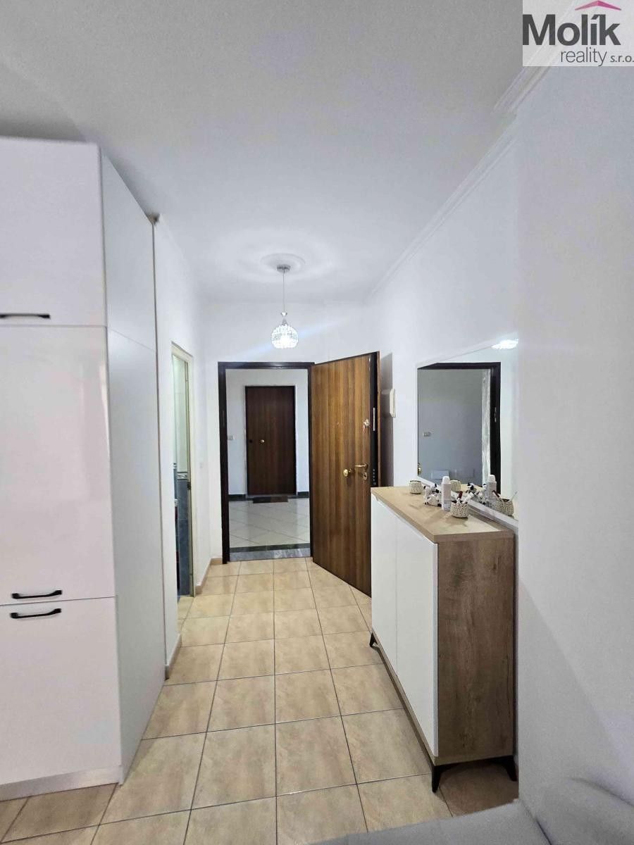 Prodej bytu 2+kk 60 m² - foto 9