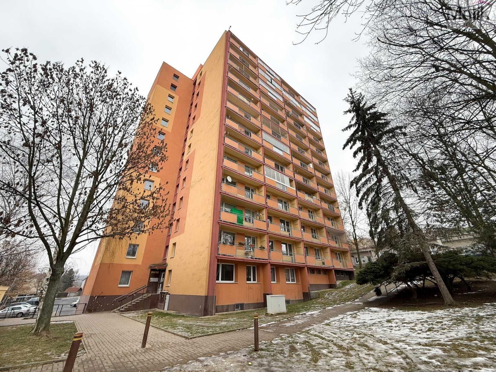 Pronájem bytu 2+1 49 m² - foto 1
