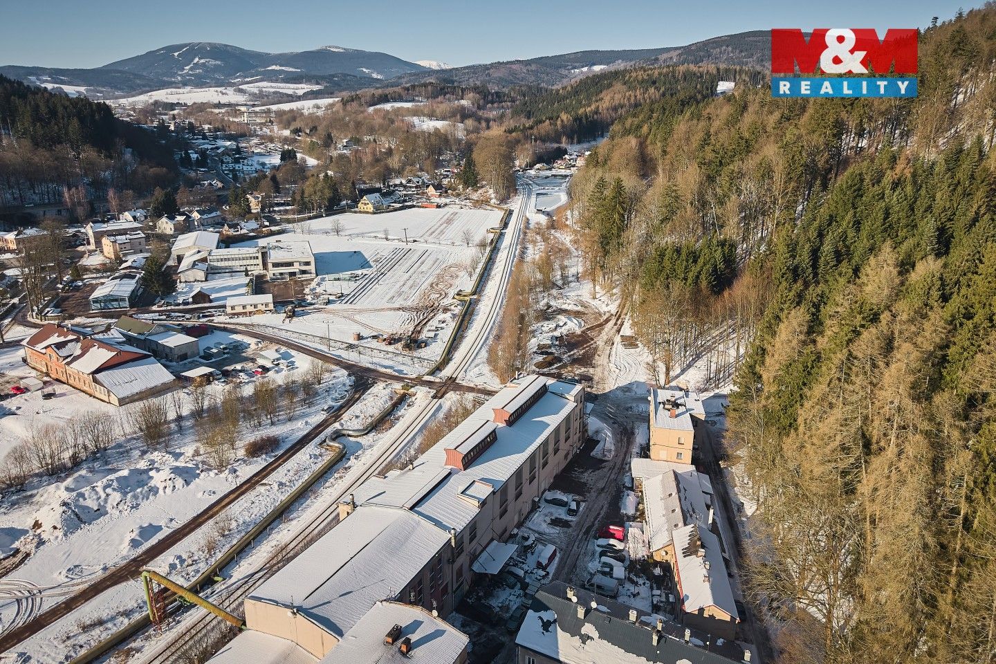 Prodej komerčního prostoru 1667 m² - foto 12