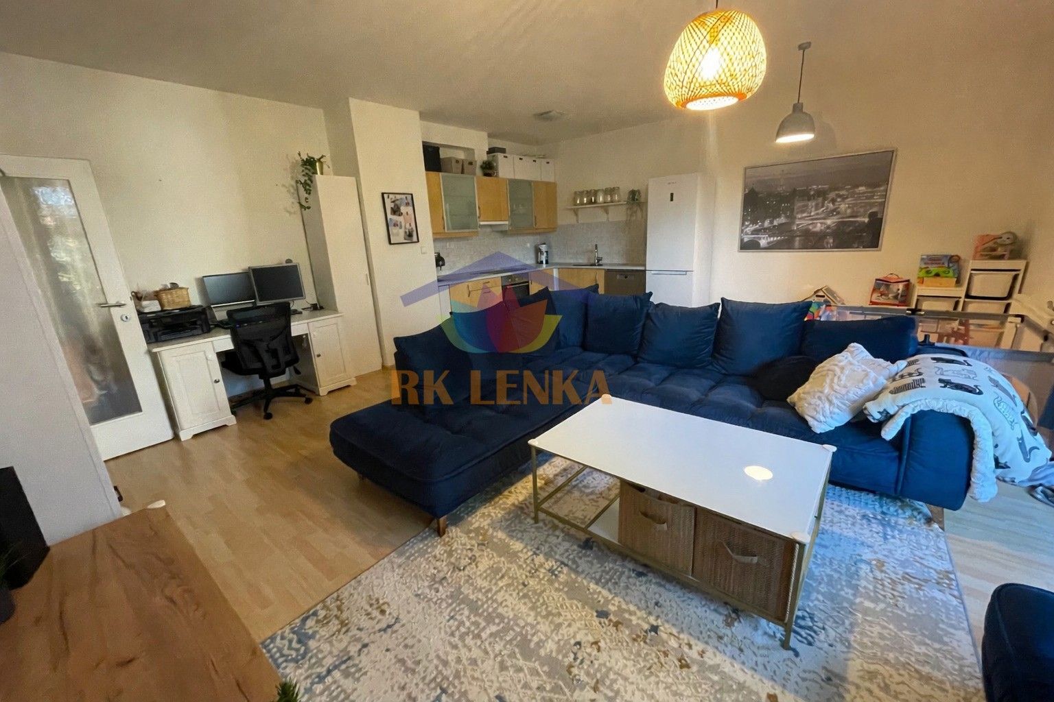 Pronájem bytu 2+kk 60 m² - foto 3