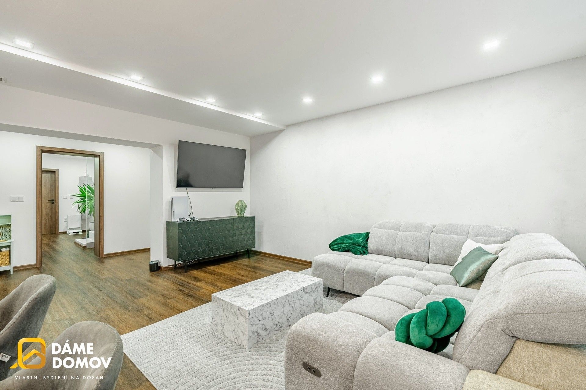 Prodej domu 191 m² - foto 2