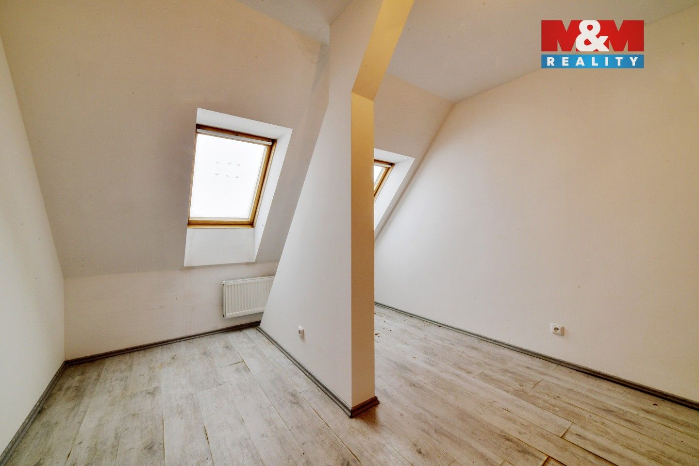 Prodej komerčního prostoru 1870 m² - foto 22