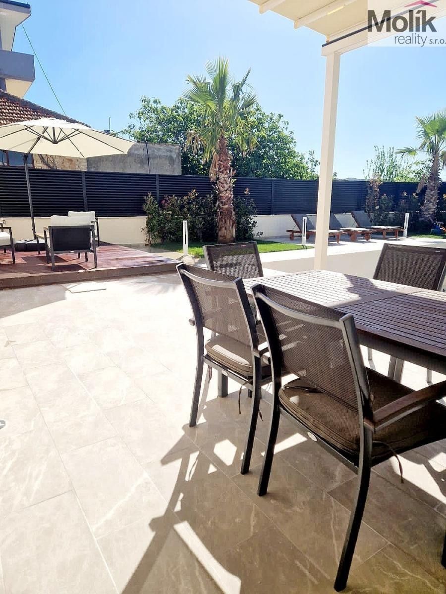 Prodej domu 235 m² - foto 28