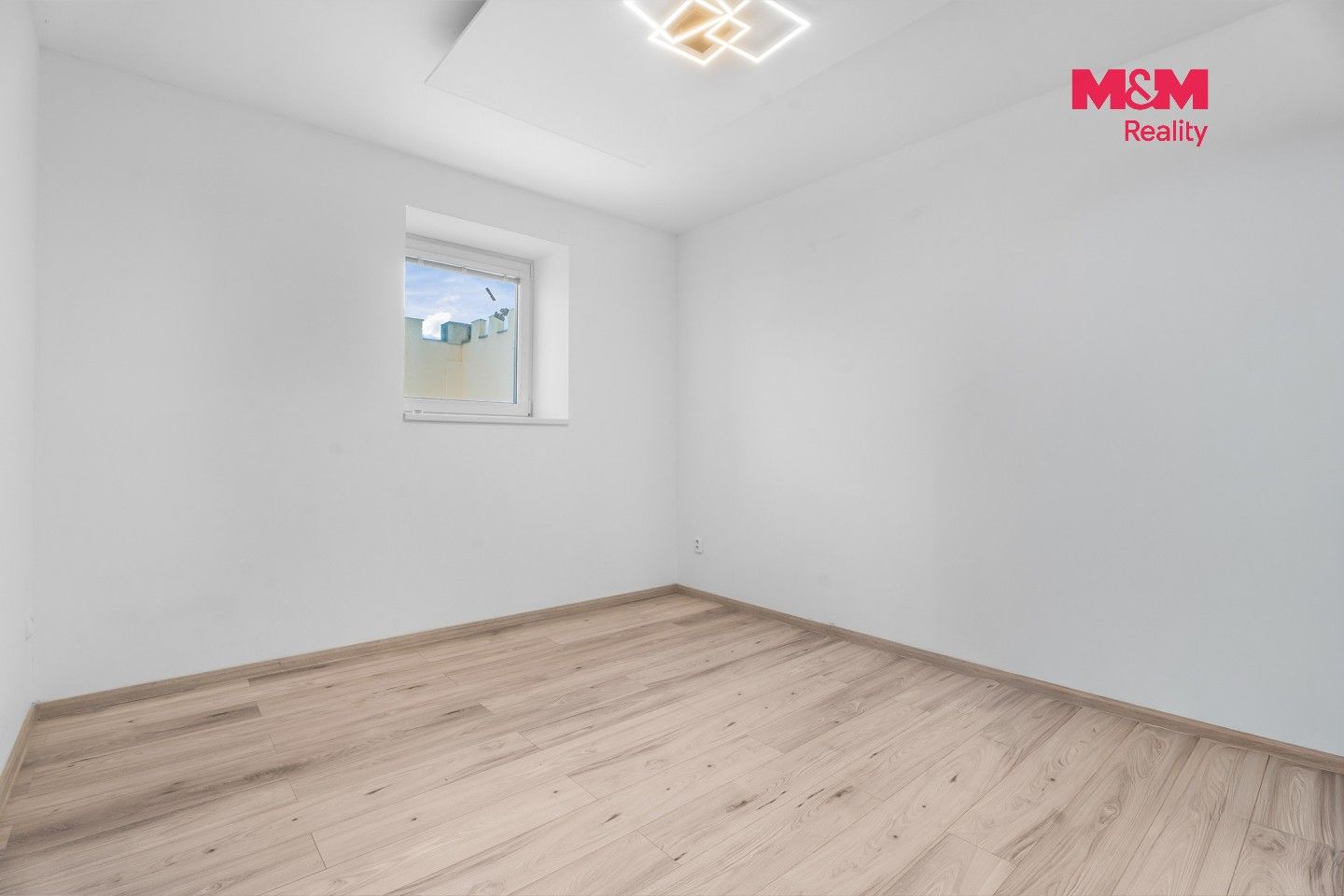 Pronájem bytu 4+kk 90 m² - foto 9