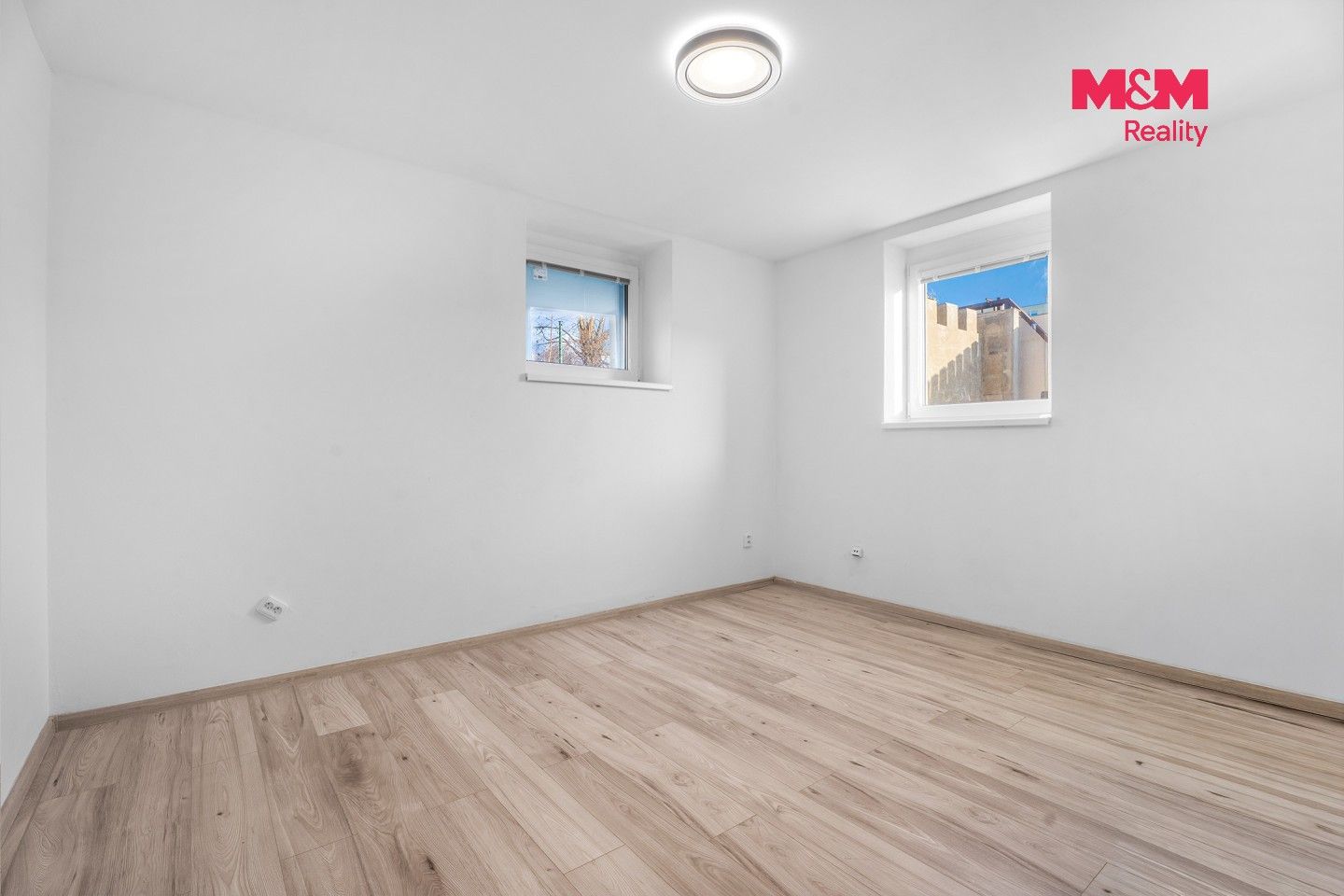 Pronájem bytu 4+kk 90 m² - foto 12