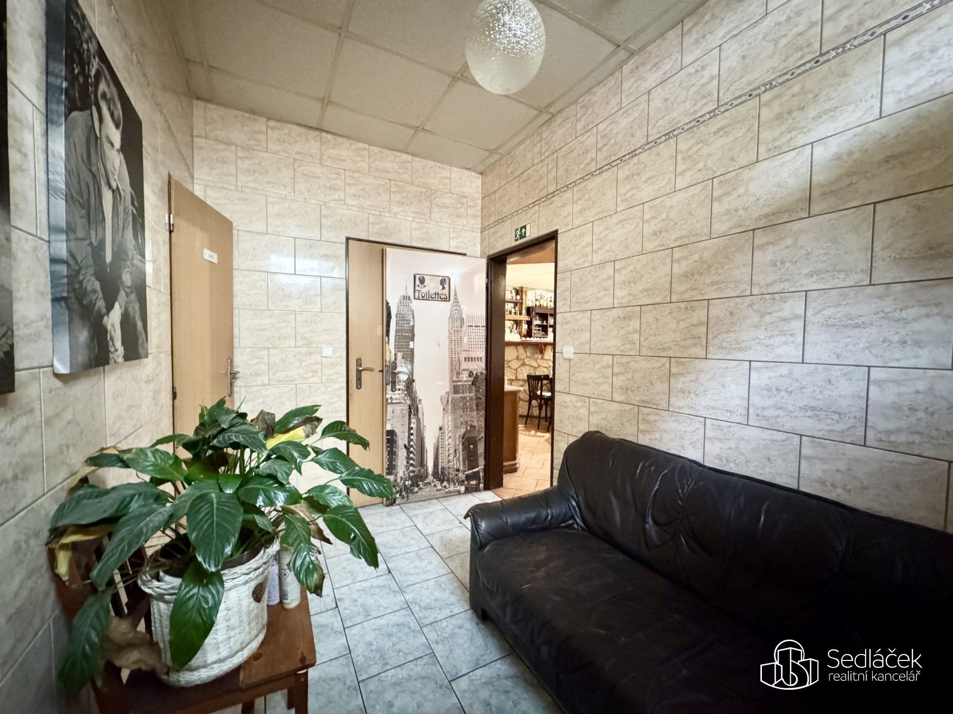 Pronájem komerčního prostoru 166 m² - foto 17