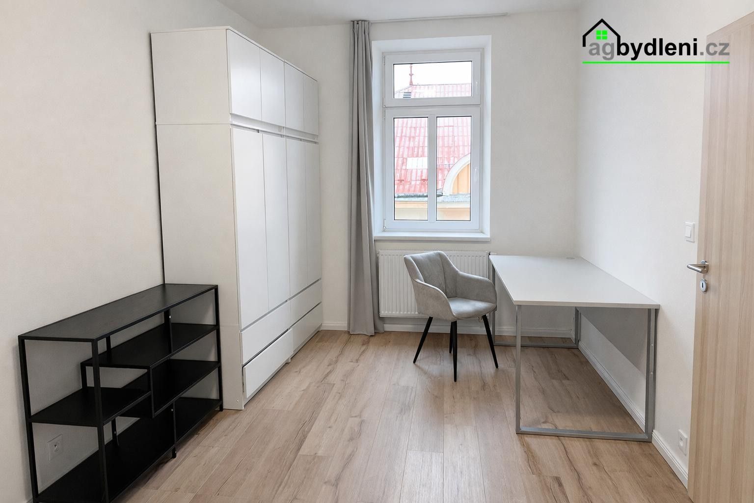 Pronájem bytu 2+kk 34 m² - foto 3
