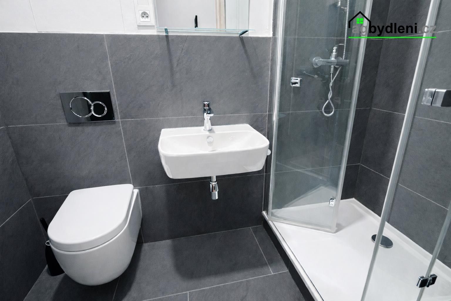 Pronájem bytu 2+kk 34 m² - foto 2