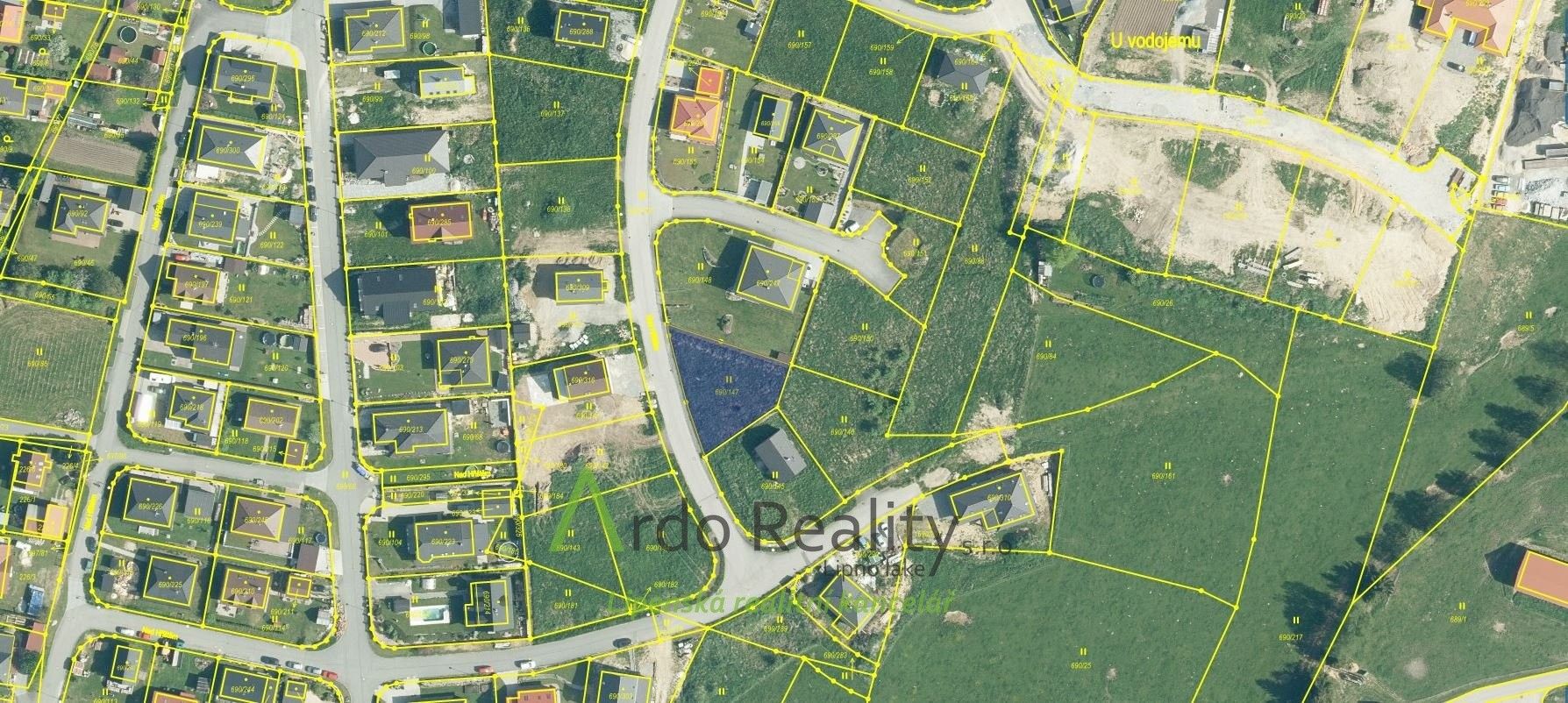 Prodej pozemku 723 m² - foto 5