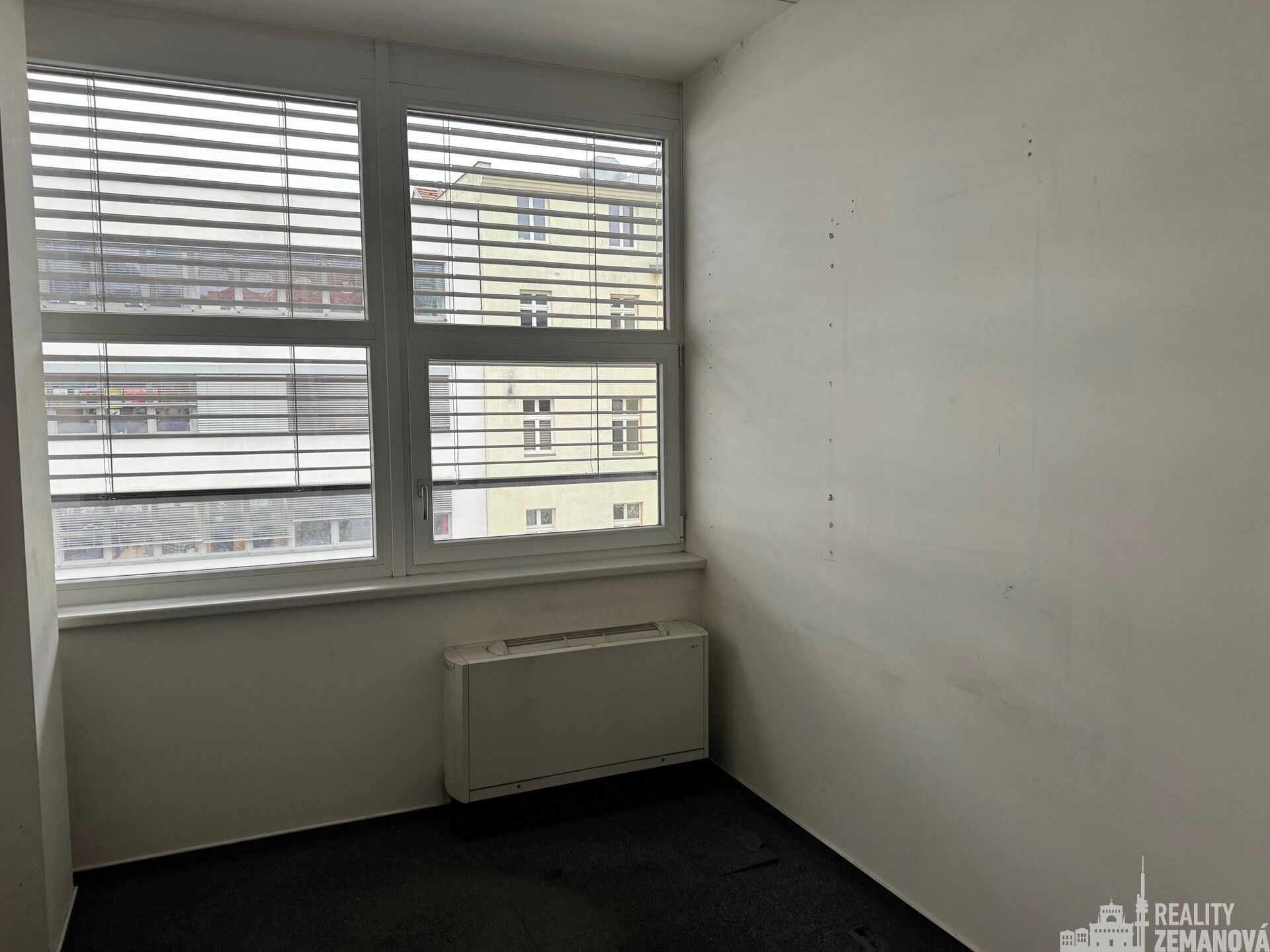 Pronájem komerčního prostoru 168 m² - foto 5