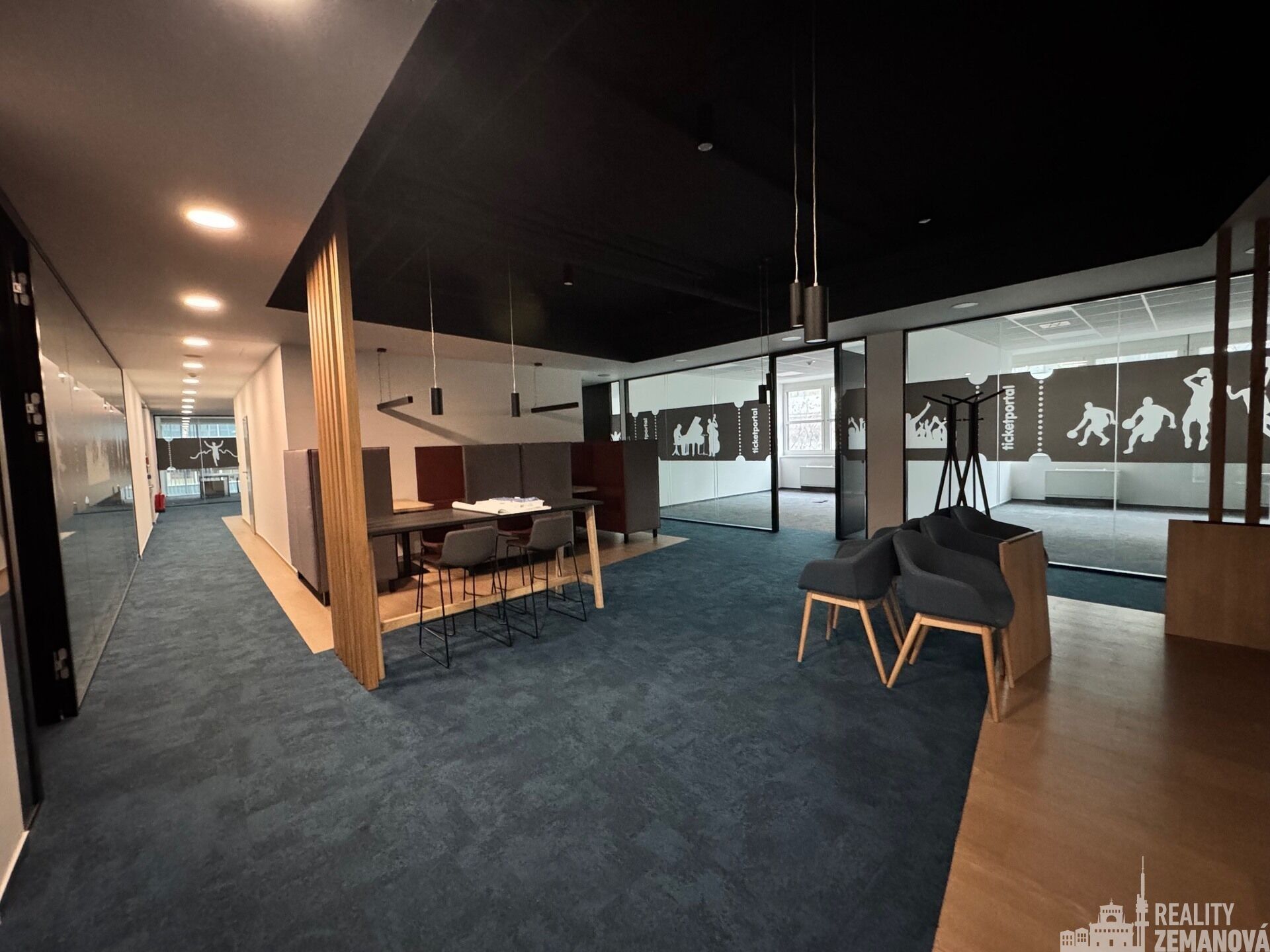 Pronájem komerčního prostoru 740 m² - foto 2