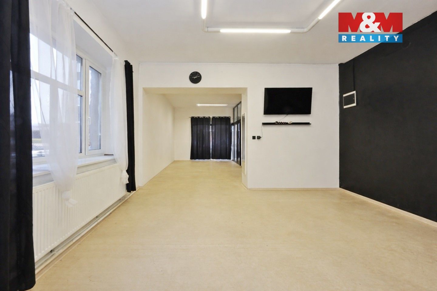 Pronájem komerčního prostoru 64 m² - foto 2