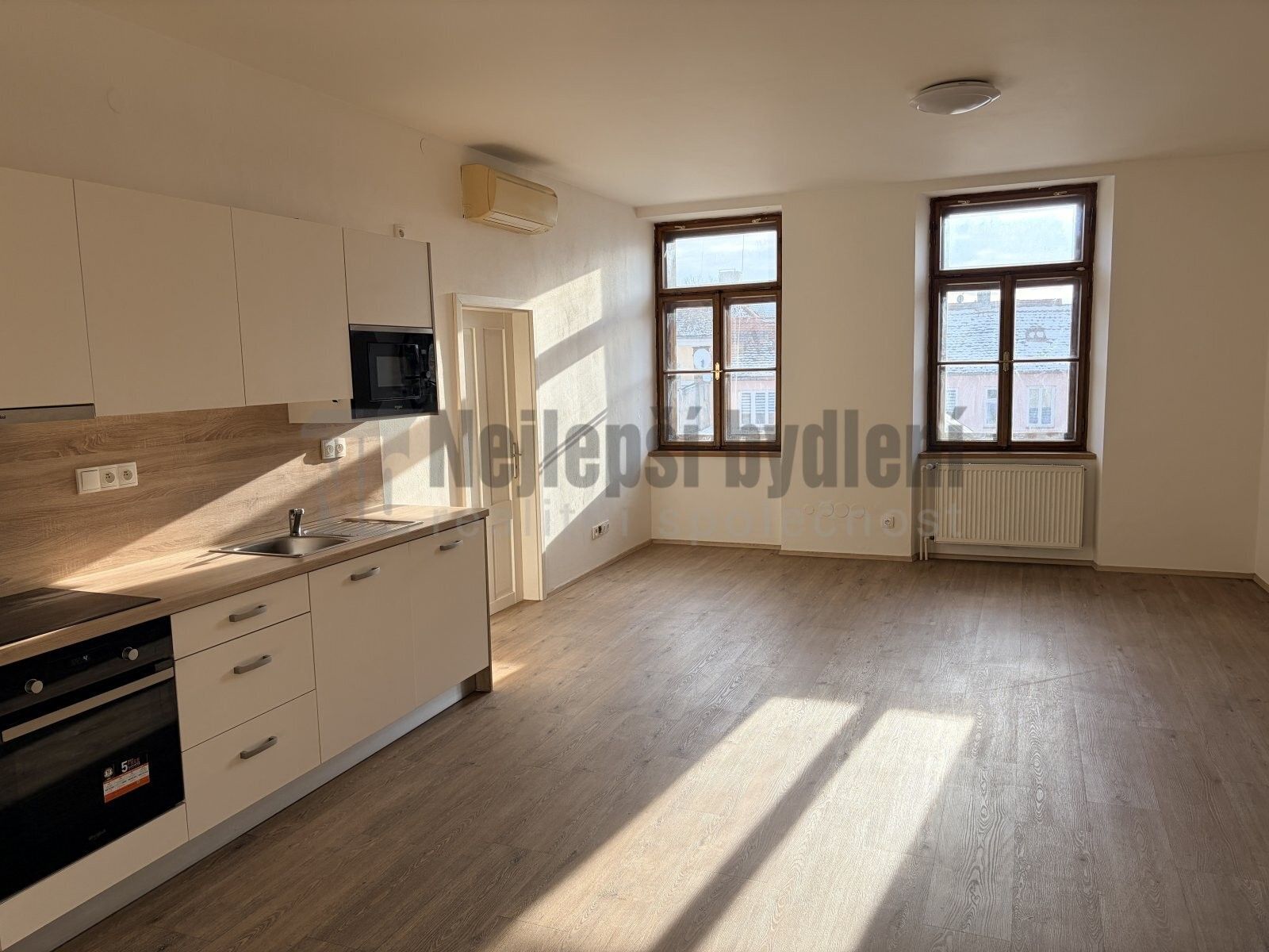 Prodej bytu 2+kk 85 m² - foto 1