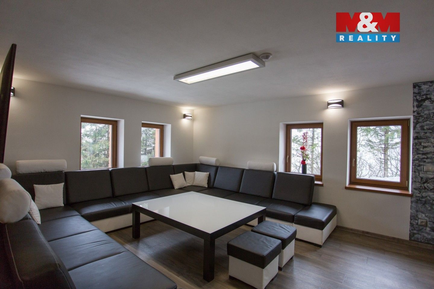 Prodej komerčního prostoru 1150 m² - foto 29