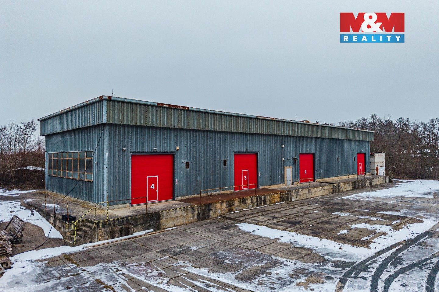 Pronájem komerčního prostoru 1100 m² - foto 2