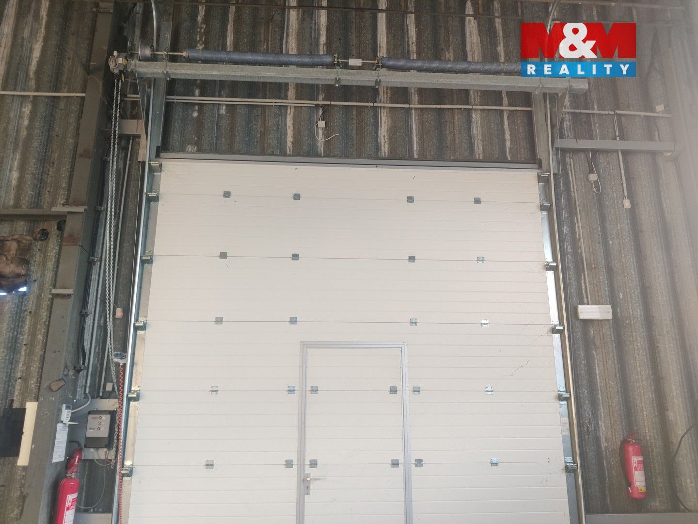 Pronájem komerčního prostoru 1100 m² - foto 15