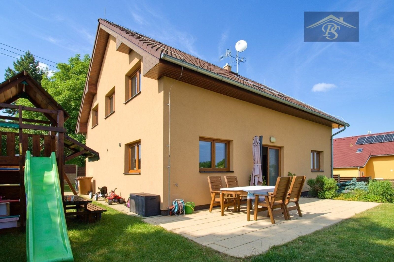 Prodej domu 186 m² - foto 1