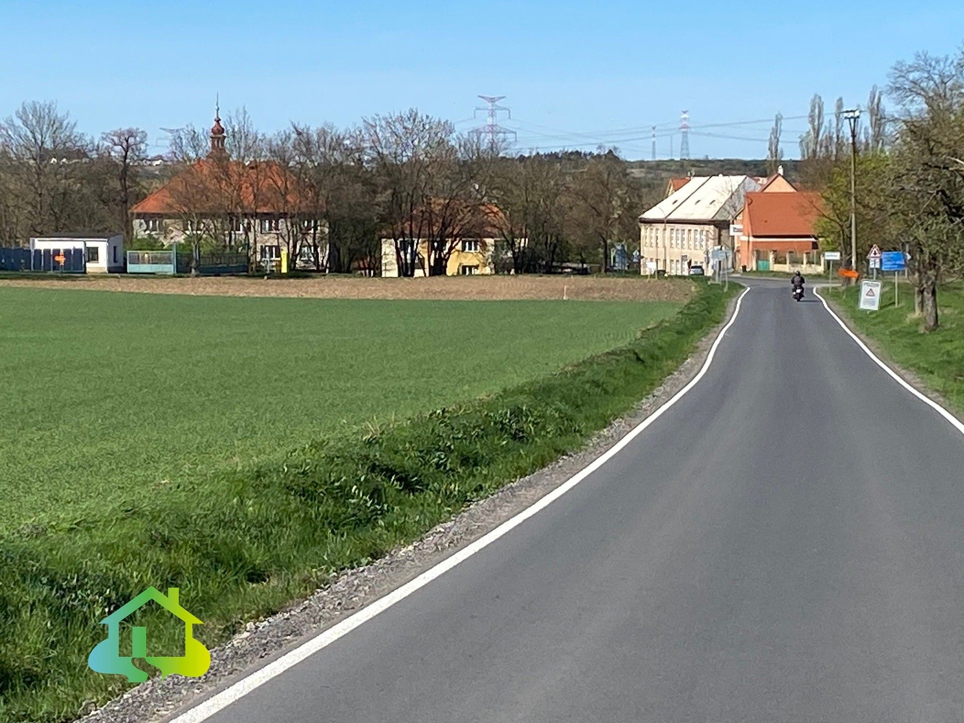 Prodej pozemku 1000 m² - foto 6