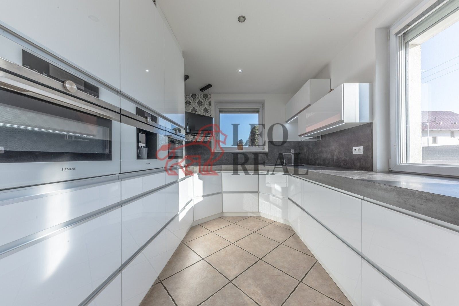 Prodej domu 227 m² - foto 4
