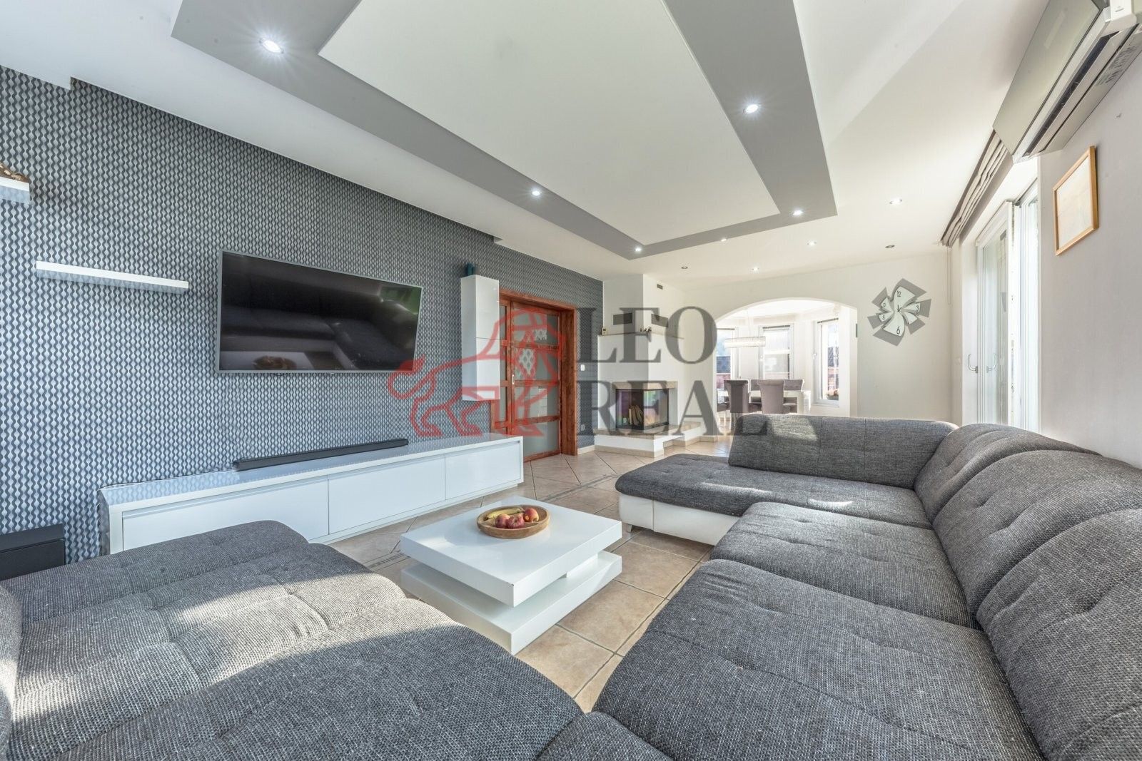 Prodej domu 227 m² - foto 2