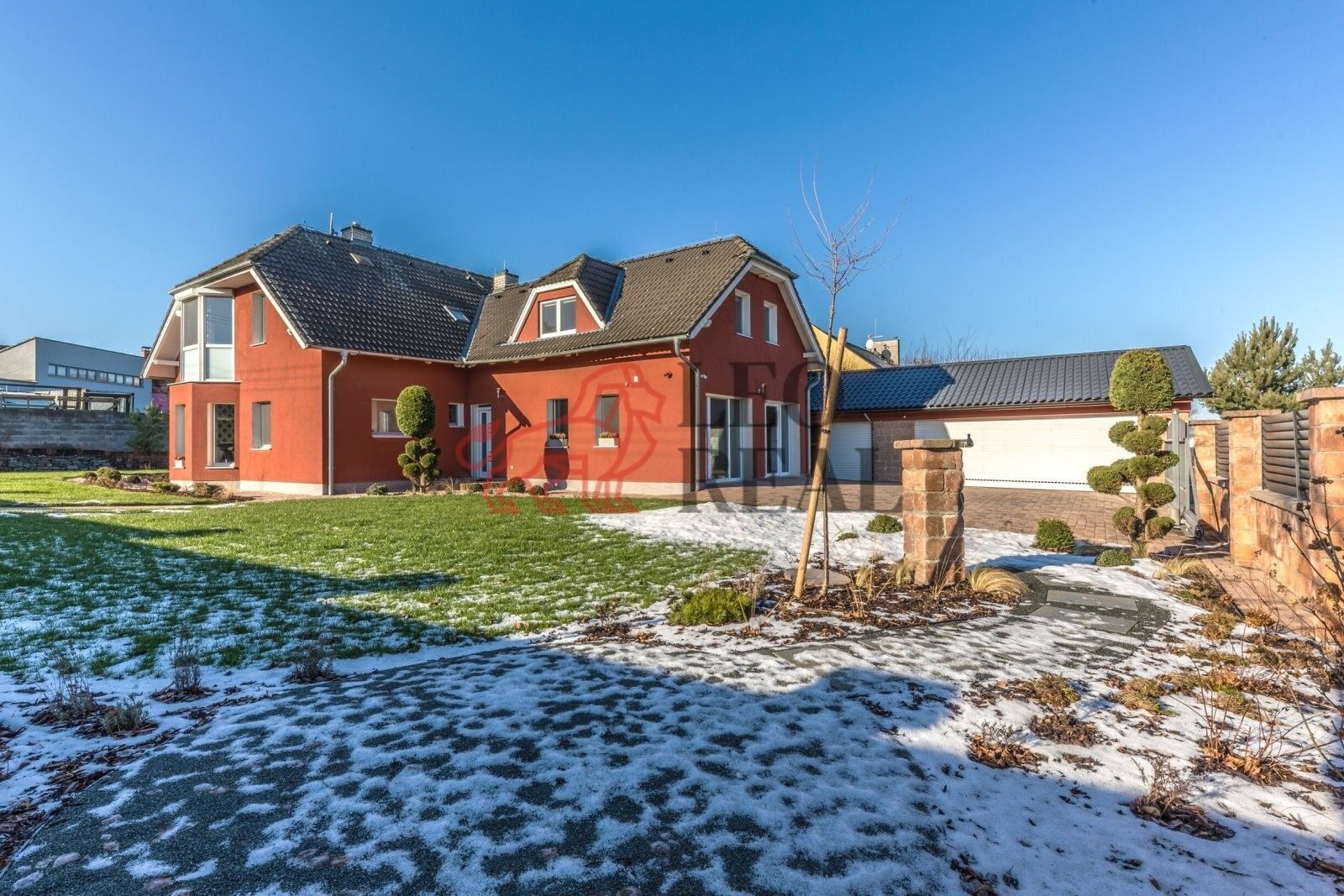 Prodej domu 227 m² - foto 1