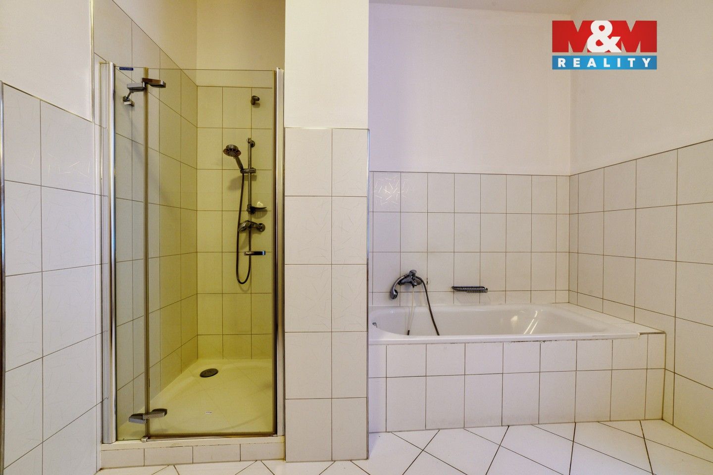 Pronájem bytu 3+kk 96 m² - foto 8