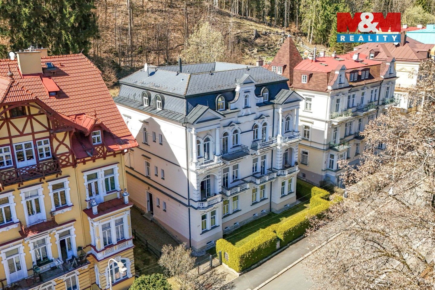 Pronájem bytu 3+kk 96 m² - foto 31