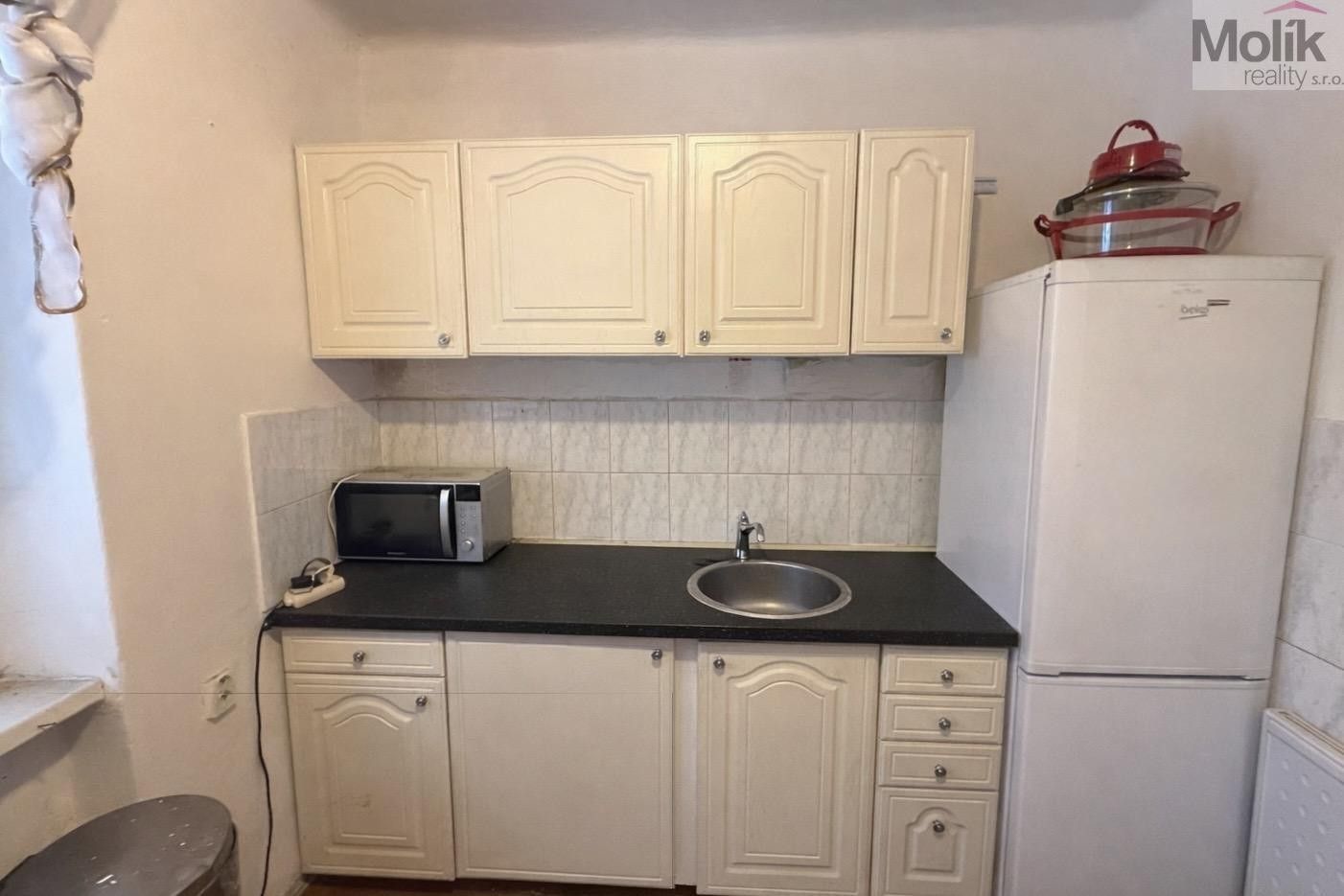 Pronájem bytu 1+1 27 m² - foto 1