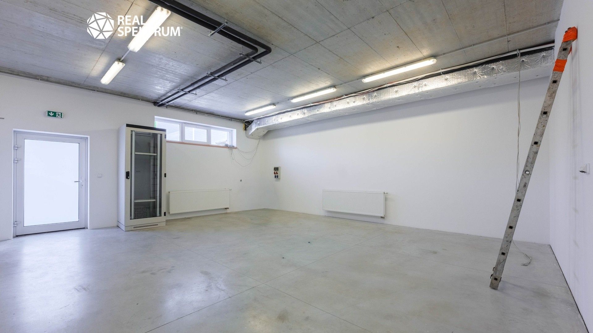 Pronájem komerčního prostoru 684 m² - foto 6