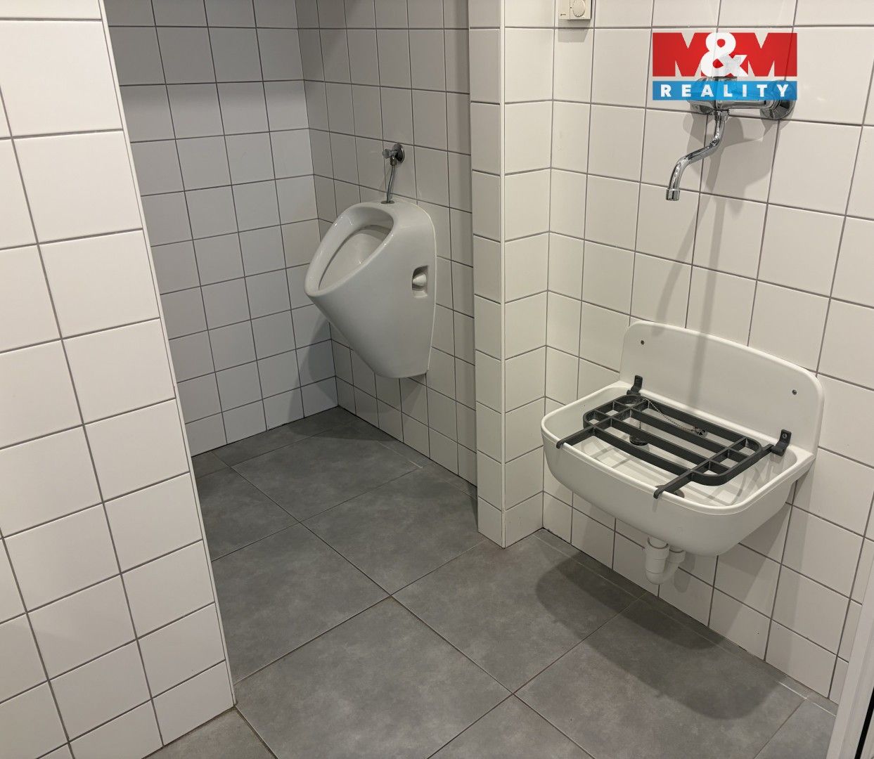 Pronájem komerčního prostoru 105 m² - foto 10