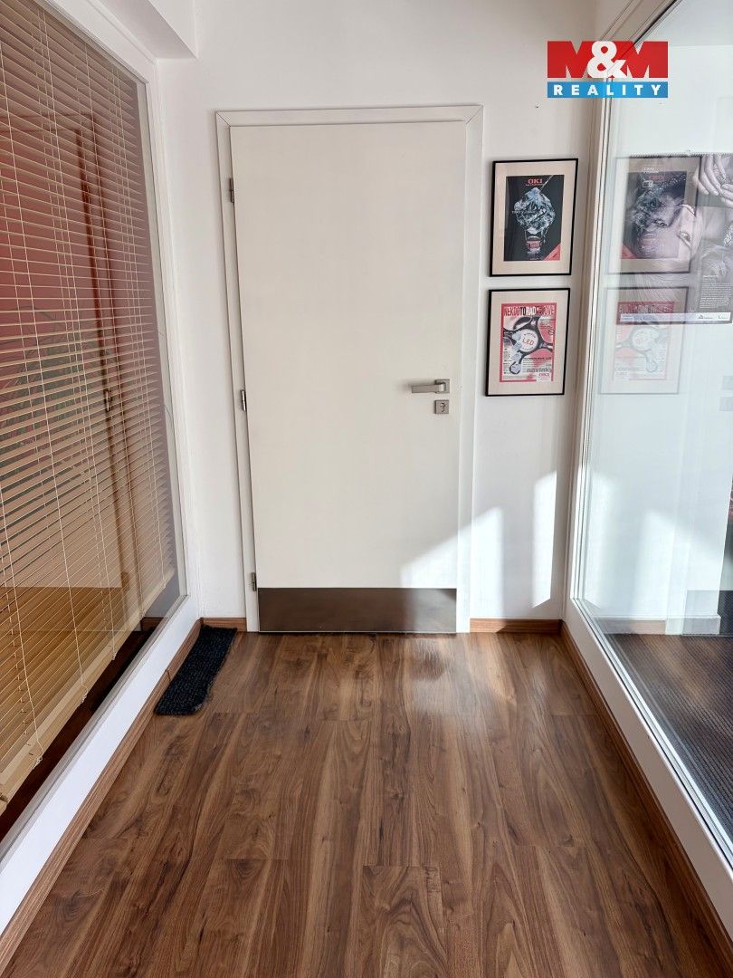 Pronájem komerčního prostoru 105 m² - foto 9