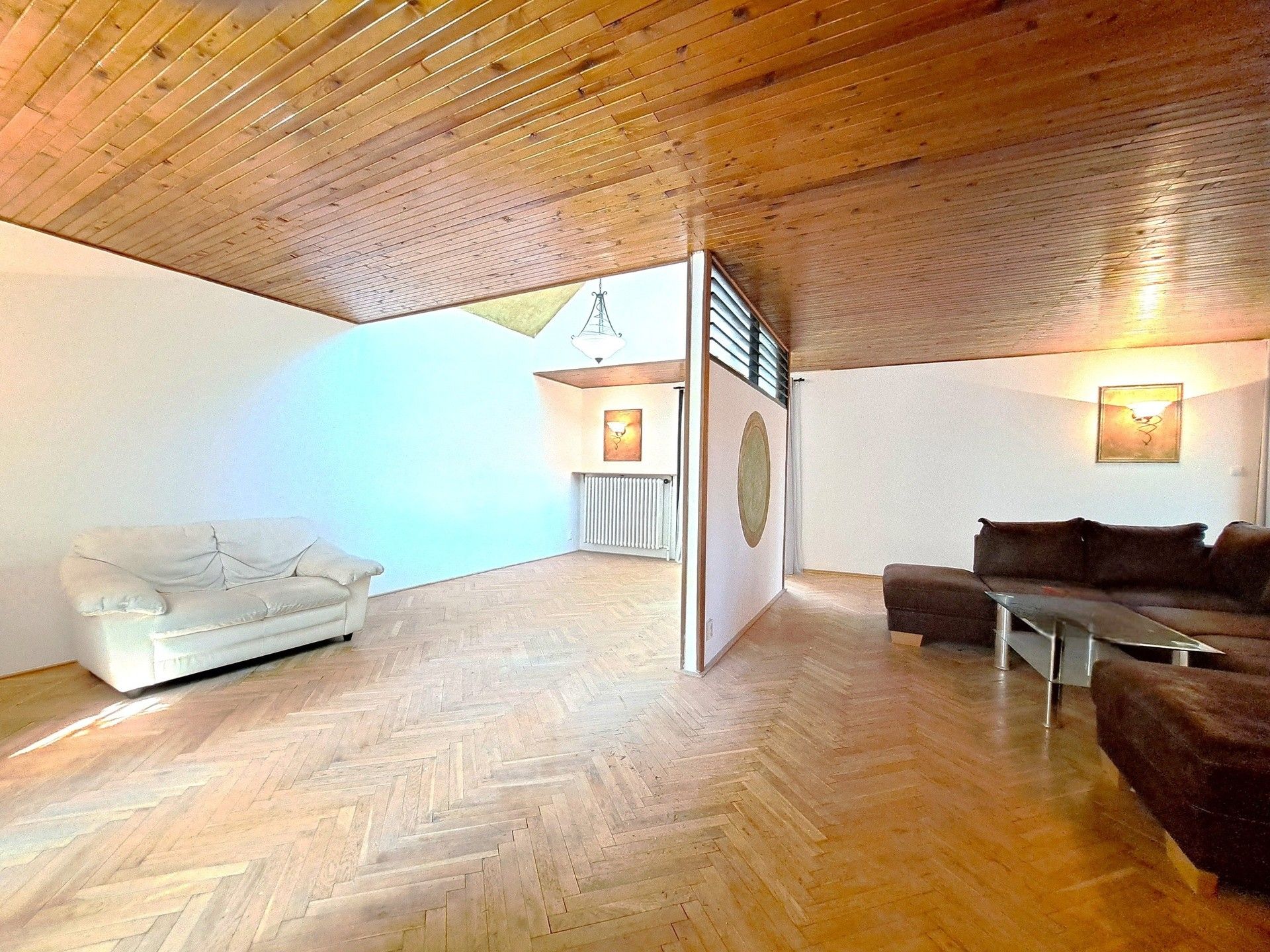 Pronájem bytu 4+1 116 m² - foto 3