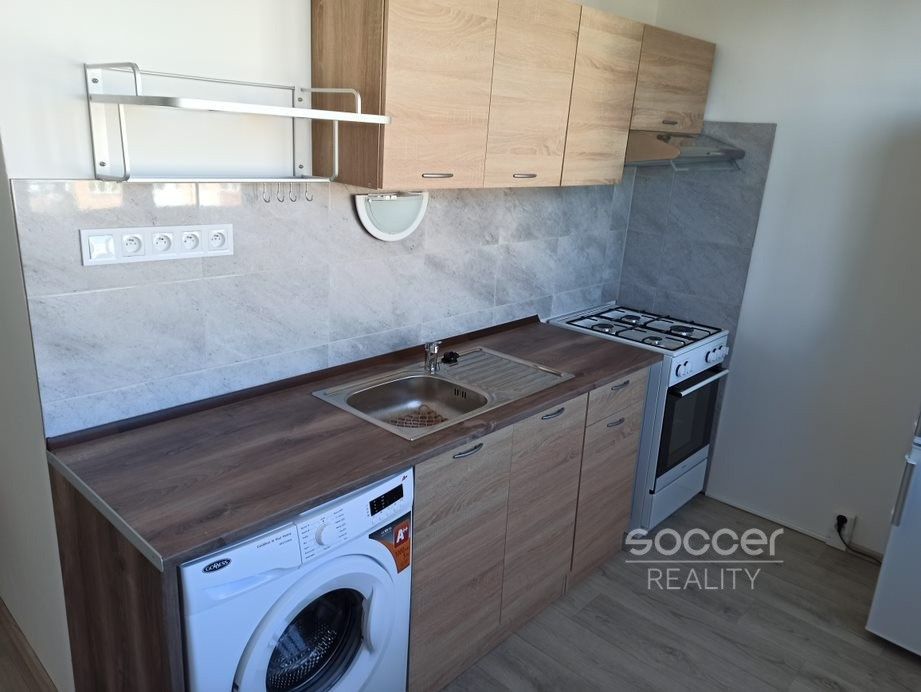 Pronájem bytu 2+1 52 m² - foto 4