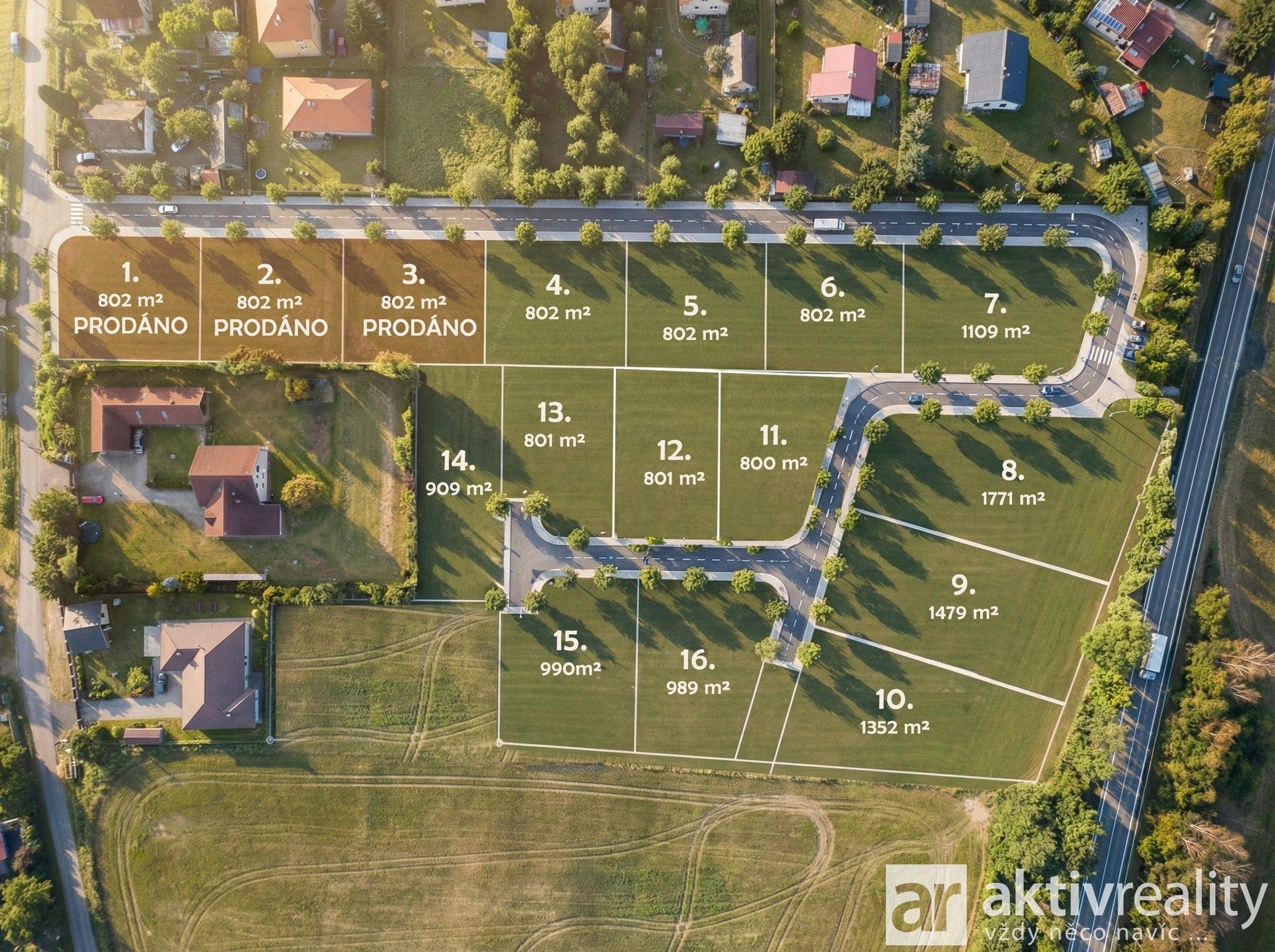 Prodej pozemku 1479 m² - foto 1