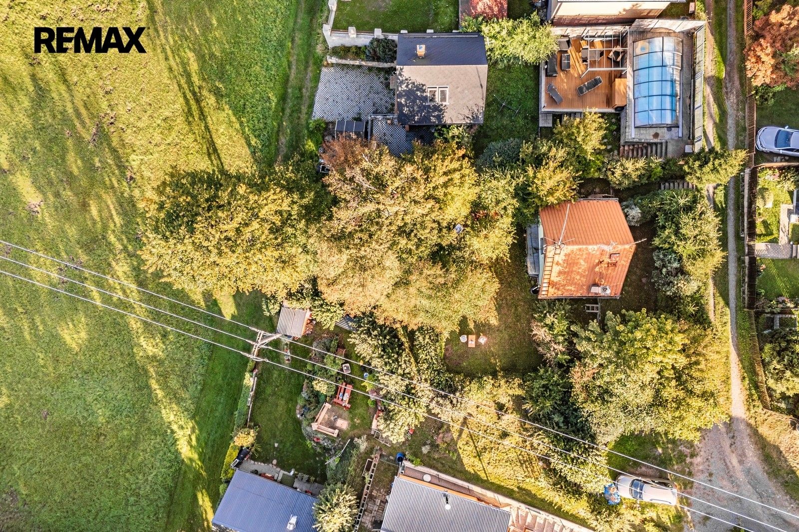 Prodej pozemku 676 m² - foto 1