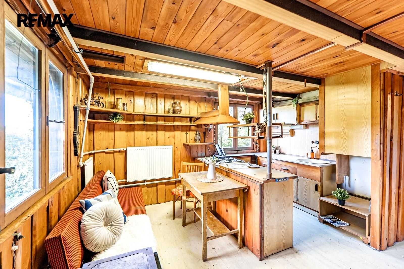Prodej pozemku 676 m² - foto 4