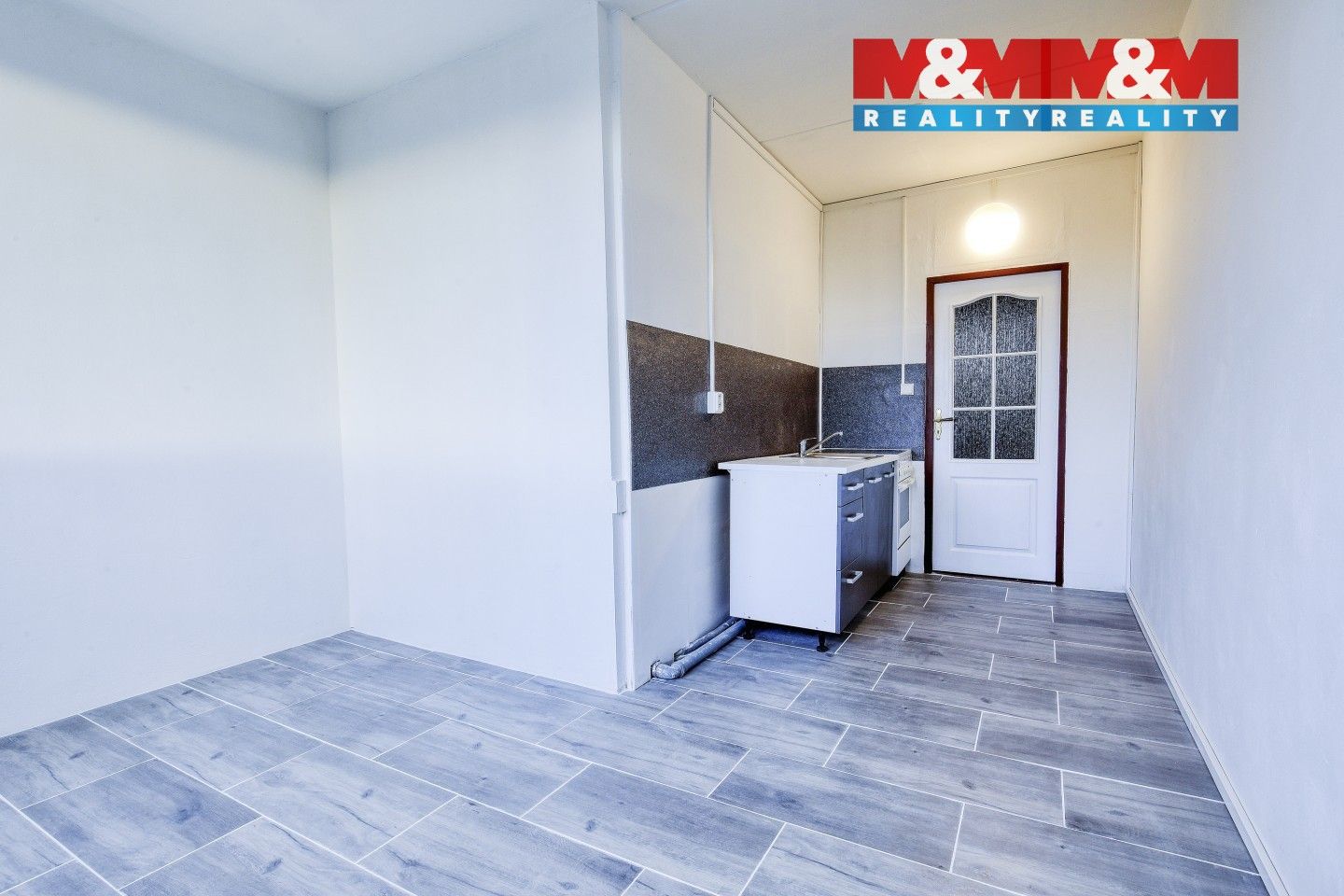 Pronájem bytu 2+1 67 m² - foto 1