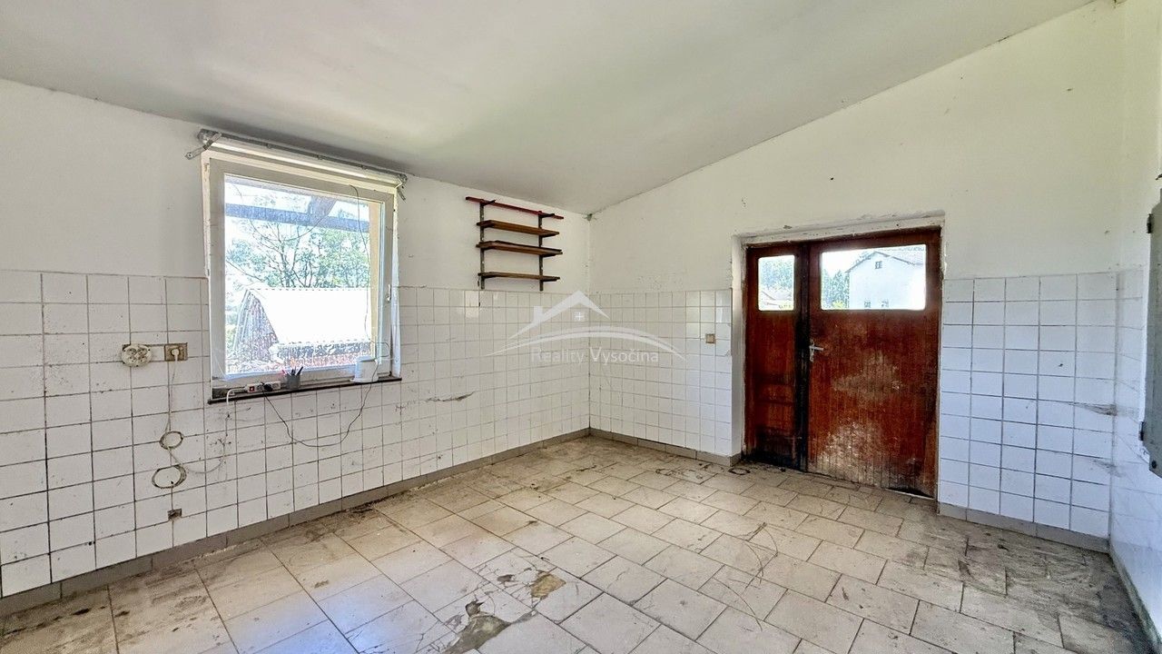 Pronájem komerčního prostoru 272 m² - foto 7