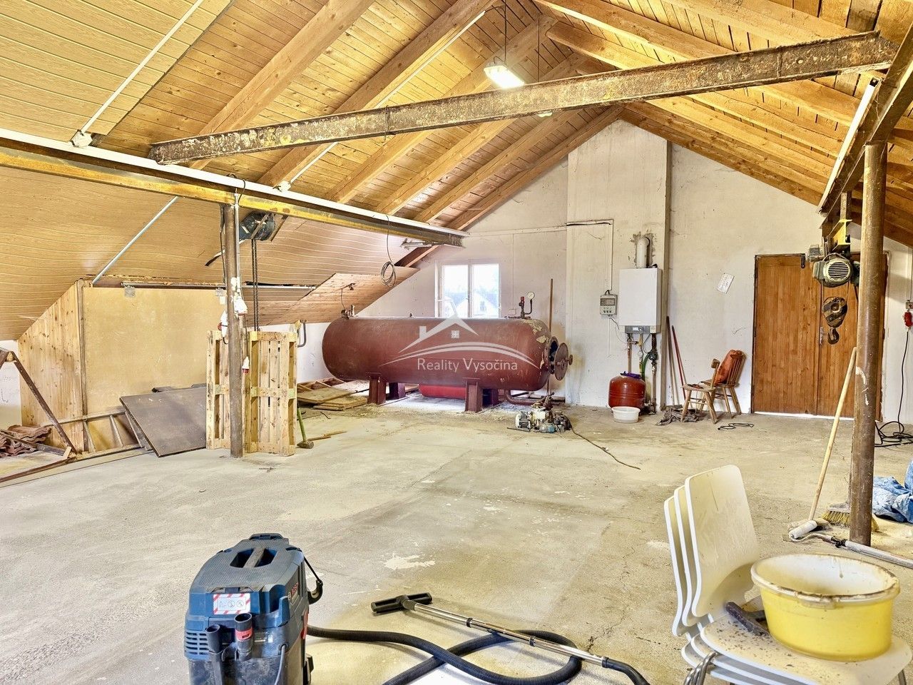 Pronájem komerčního prostoru 272 m² - foto 10