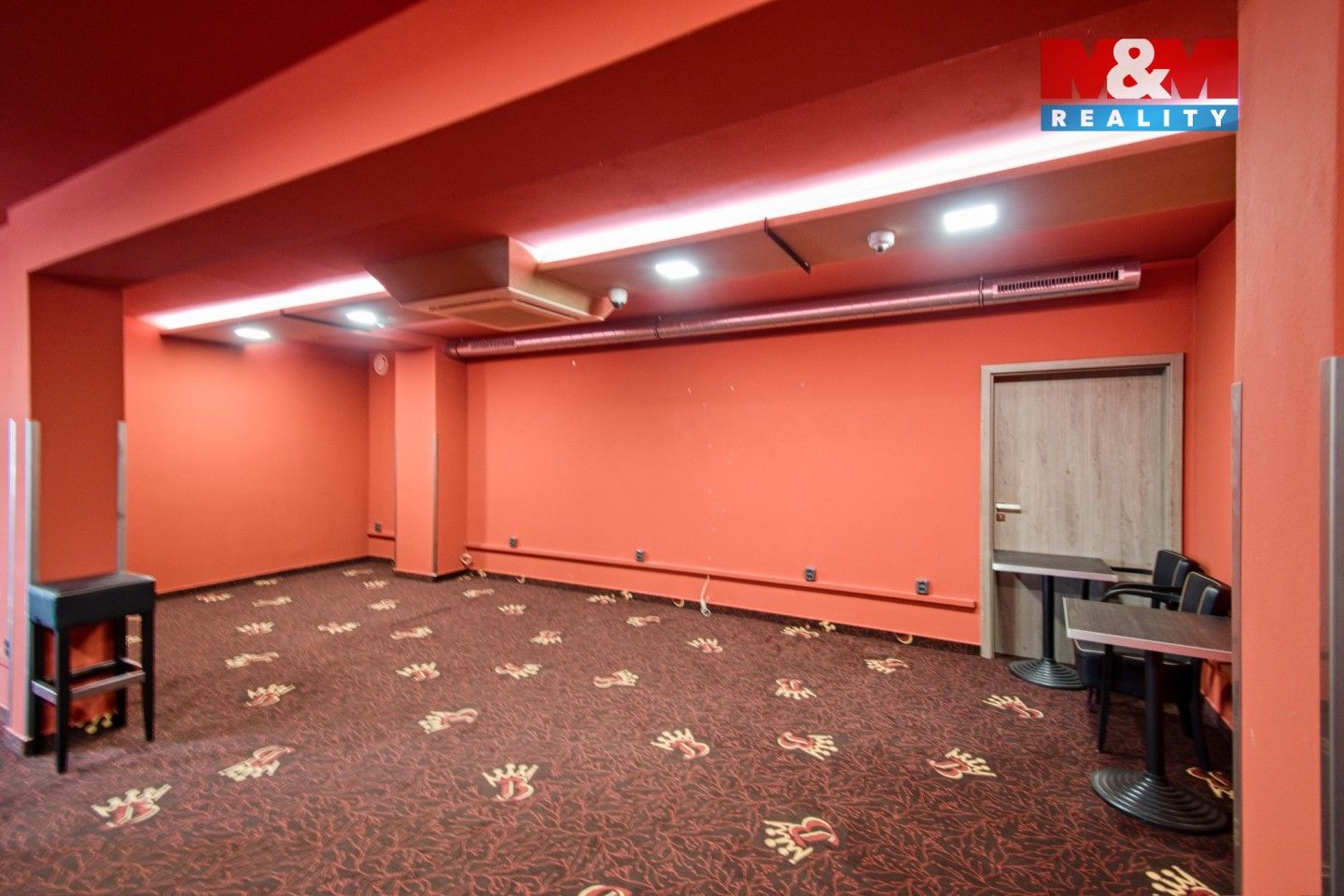 Pronájem komerčního prostoru 180 m² - foto 4