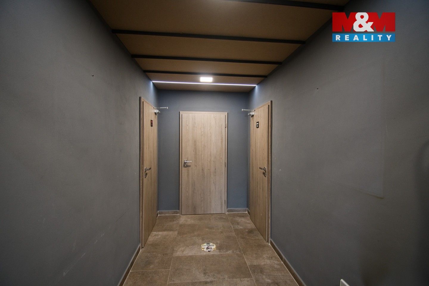 Pronájem komerčního prostoru 180 m² - foto 13